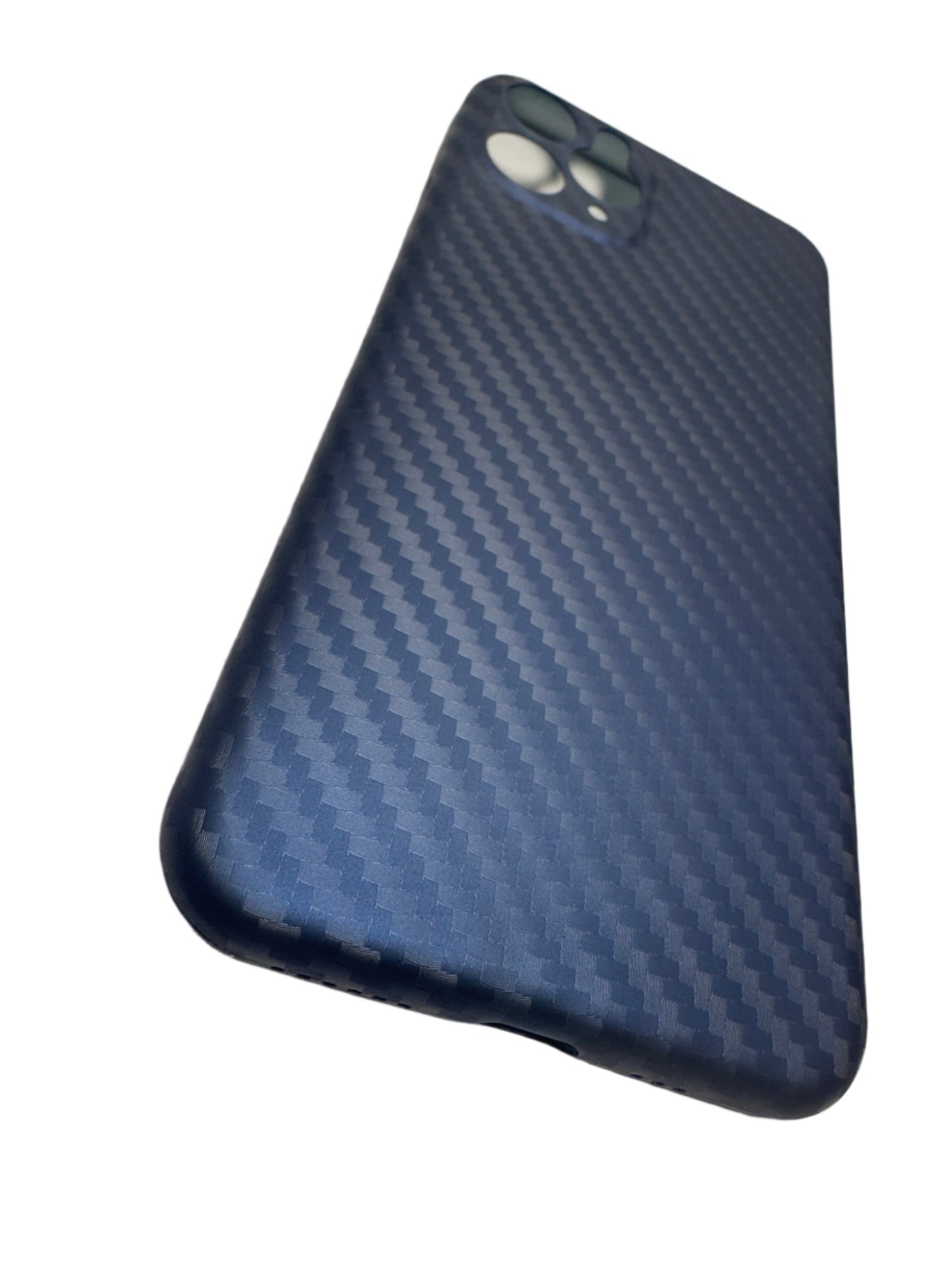 Ultra-Thin Carbon Fiber Texture MagSafe Case – Sleek & Slim