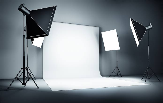 Ring Light vs Softbox: Which Light for Your Content in Lebanon