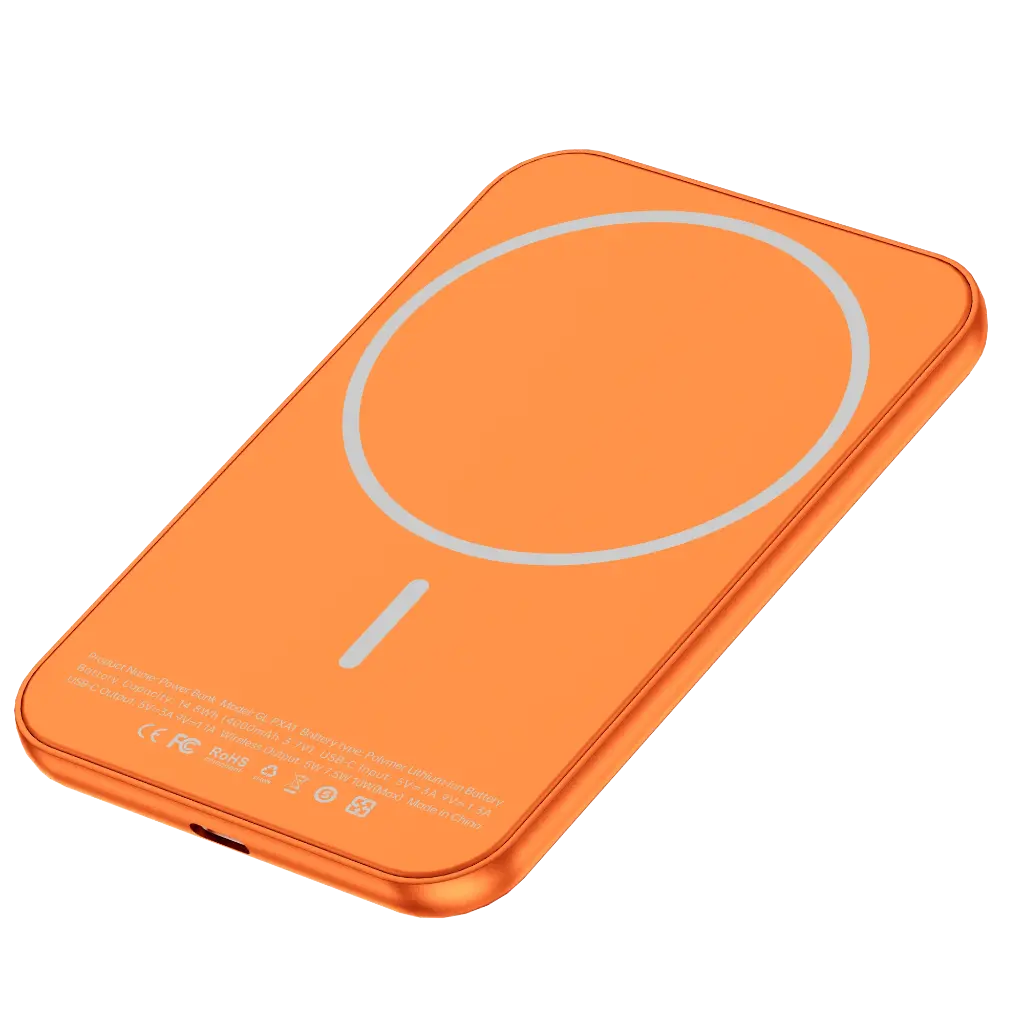 Green Lion Ultra Slim Mag – magnetic power bank on an iPhone