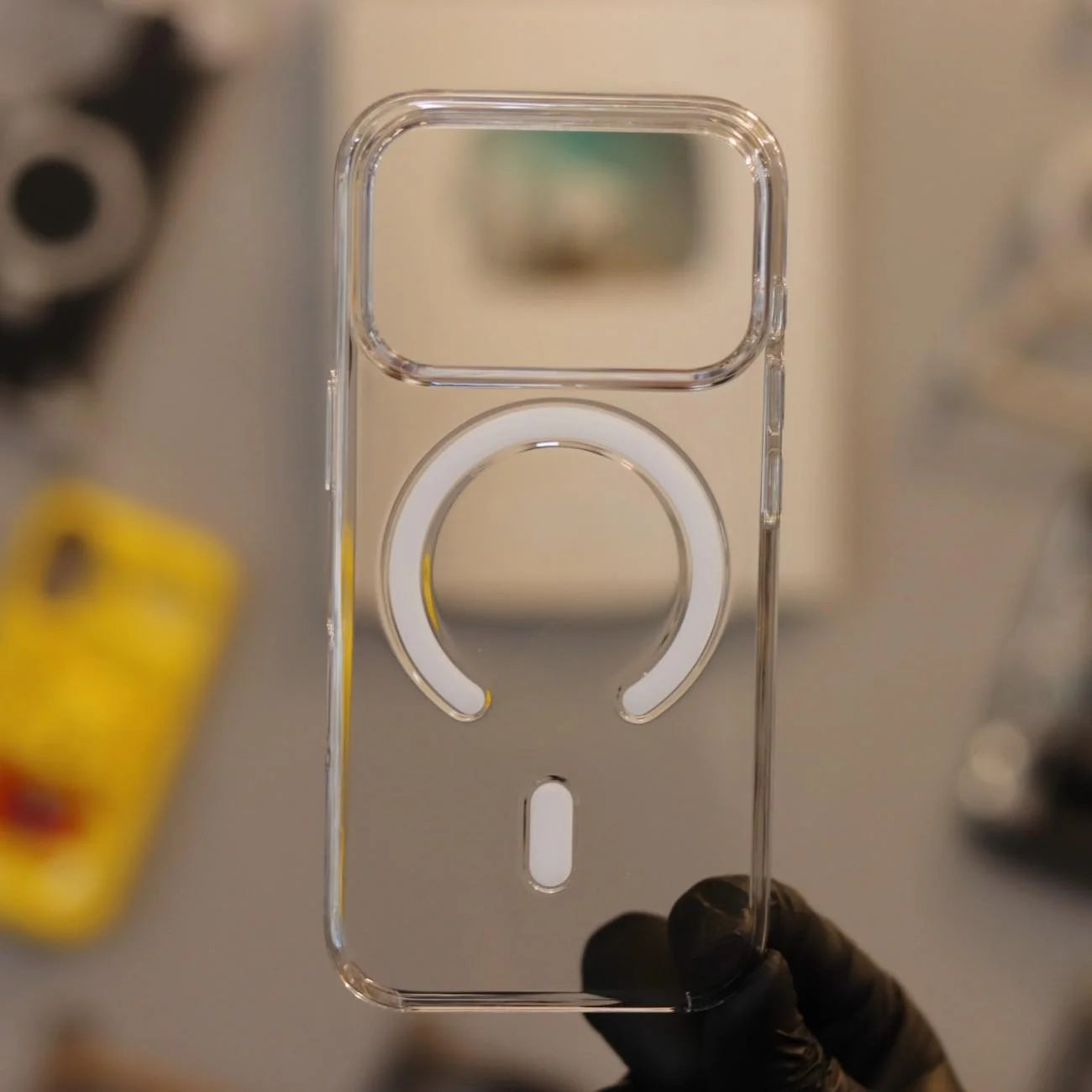 Original IC MagSafe Clear Cover – Anti-Yellowing