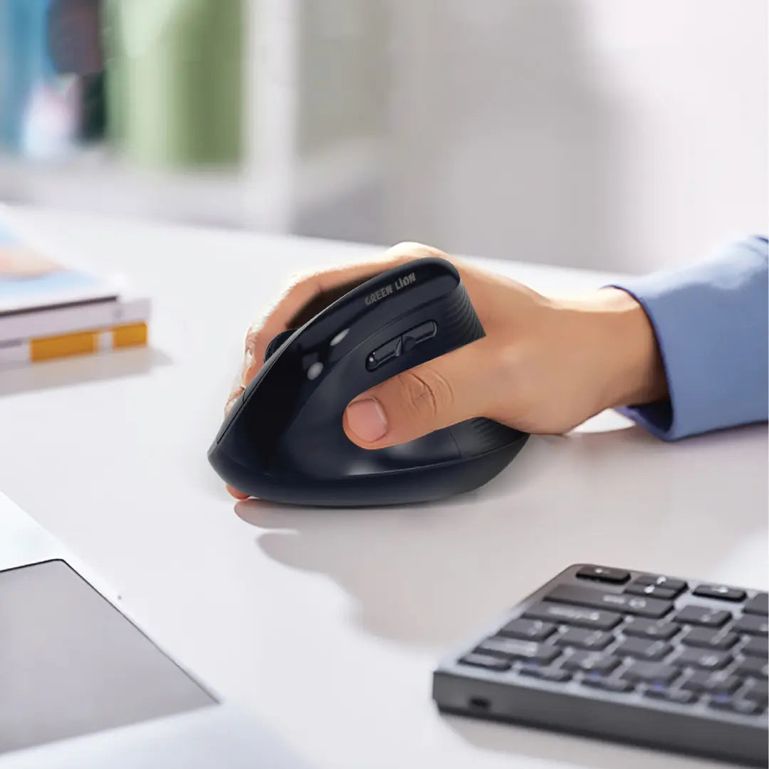 Green Lion Ergo Grip Vertical Mouse – Black | Ergonomic Wireless