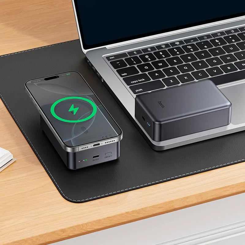 HOCO J160B 20000mAh Portable Magnetic Wireless Power Bank