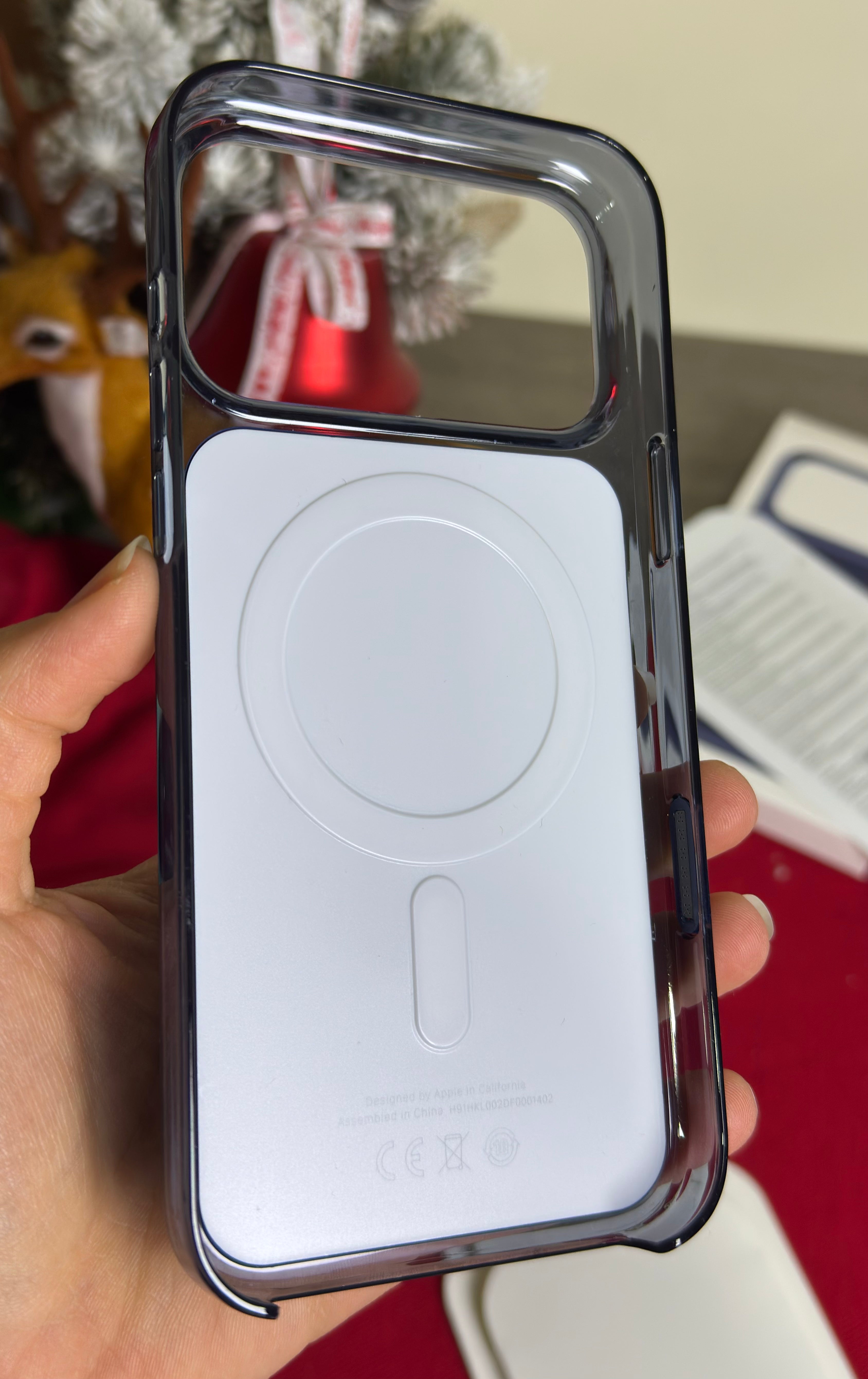 iPhone 17 Series MagSafe Clear Case – Original IC Anti-Yellowing Cover