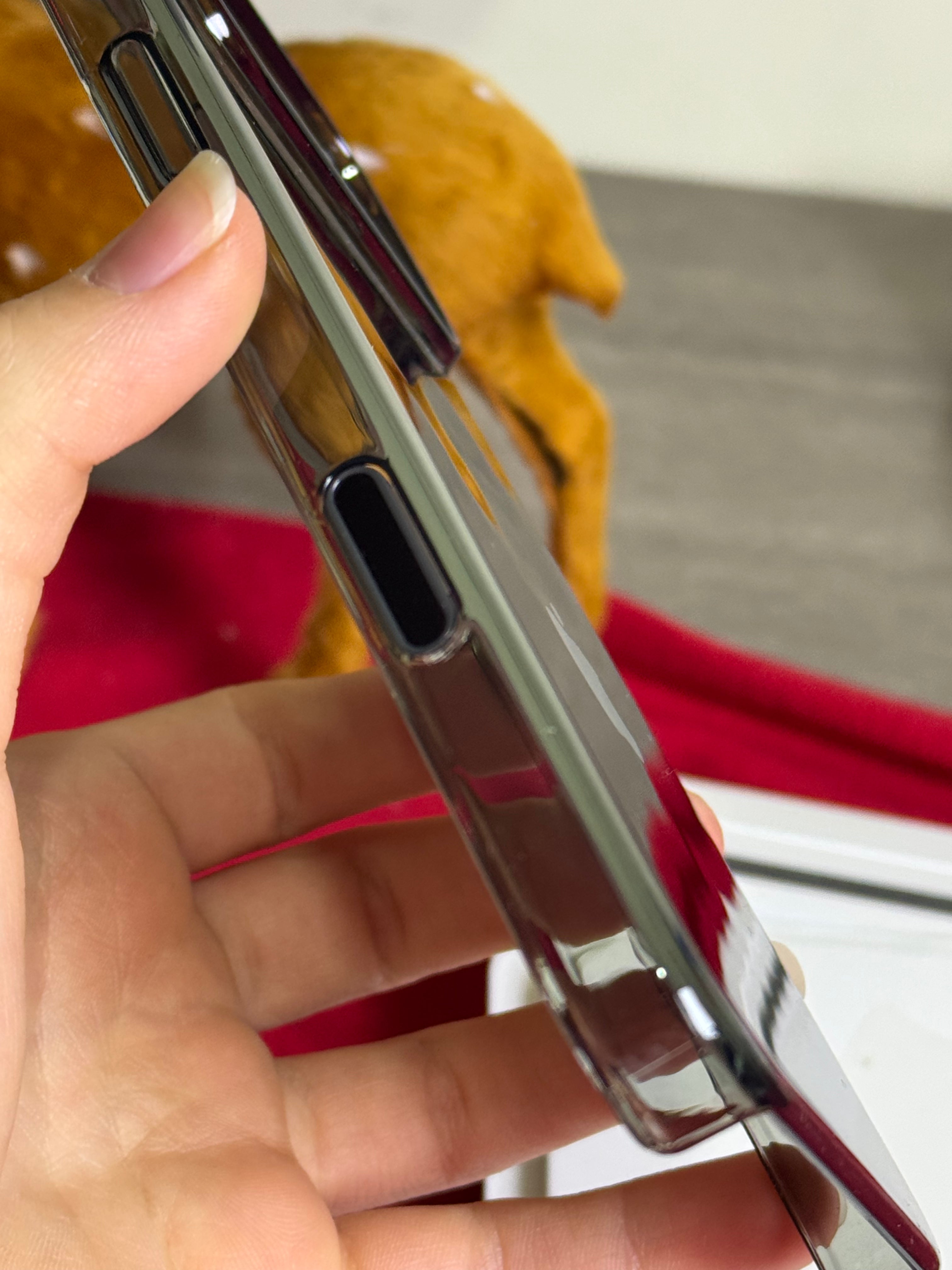 iPhone 17 Series MagSafe Clear Case – Original IC Anti-Yellowing Cover