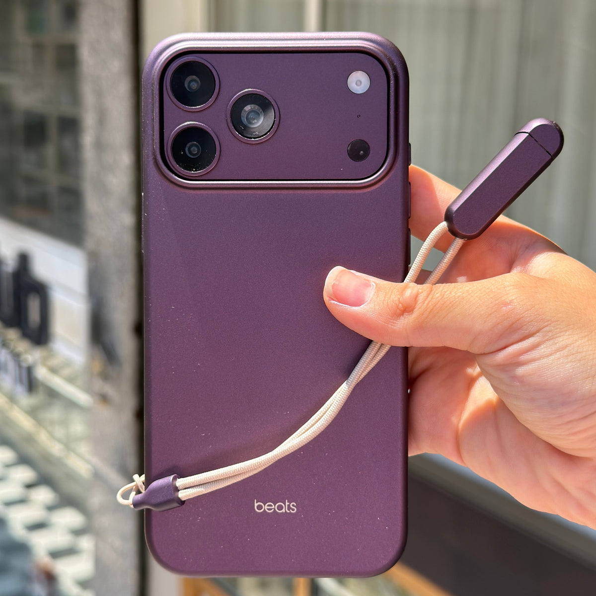 Beats Hardshell MagSafe Case iPhone 17 Pro & Pro Max – PhoneHub Lebanon