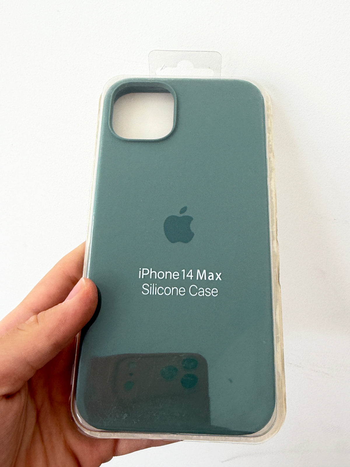 iPhone 14 Plus / 15 Plus Silicone Case