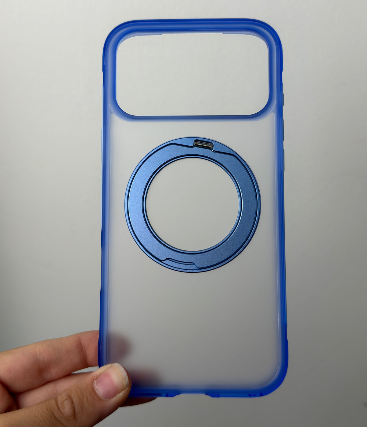 DKG airbag case - side profile showing raised screen lip