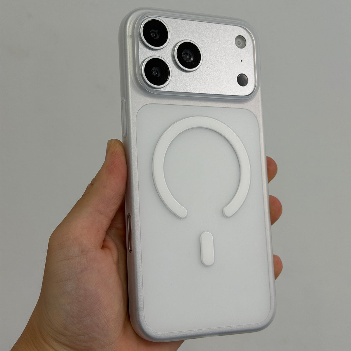 Ultra-Thin MagSafe iPhone 17 Pro Max Case – Raised Camera Frame