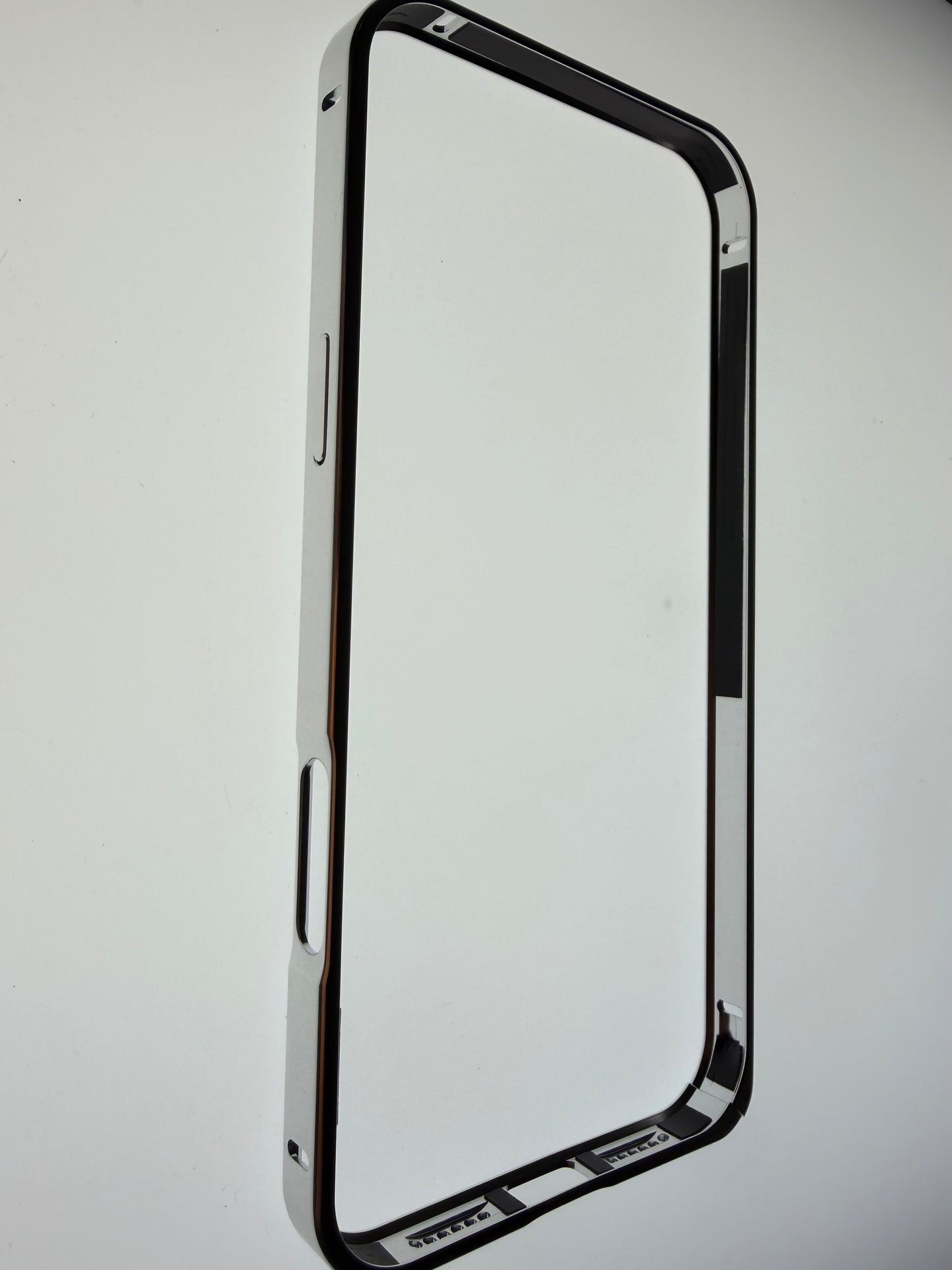 Aviation Aluminum Frame Case with Full Camera Protection – iPhone 17 Pro / Pro Max