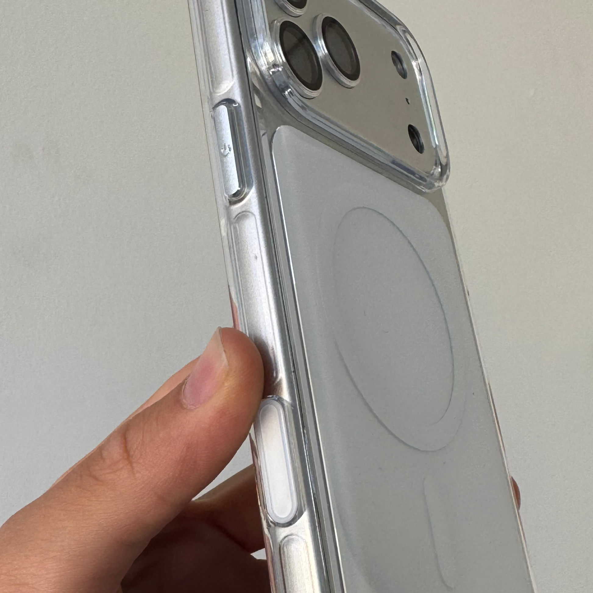 White Frosted MagSafe Case iPhone 17 Pro – Angled Back View
