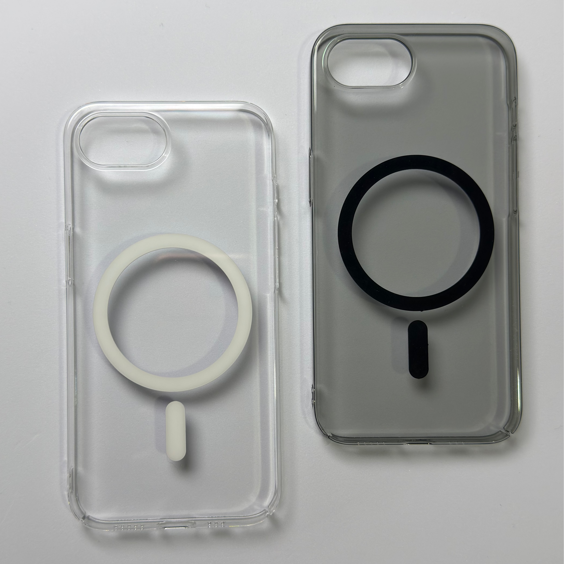 BERLIA iPhone 16E magnetic clear cover front view