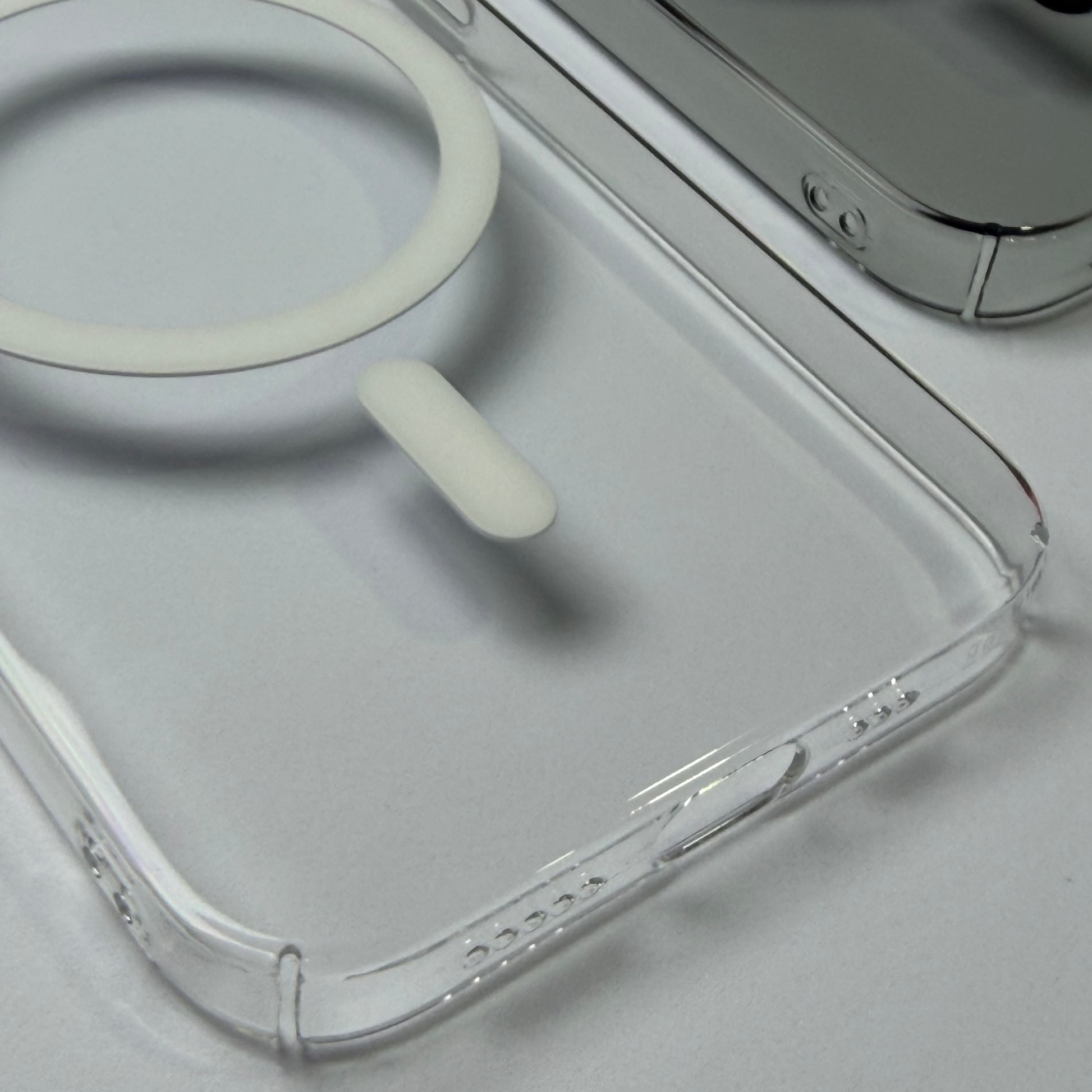 BERLIA 16E MagSafe clear case crystal transparent back