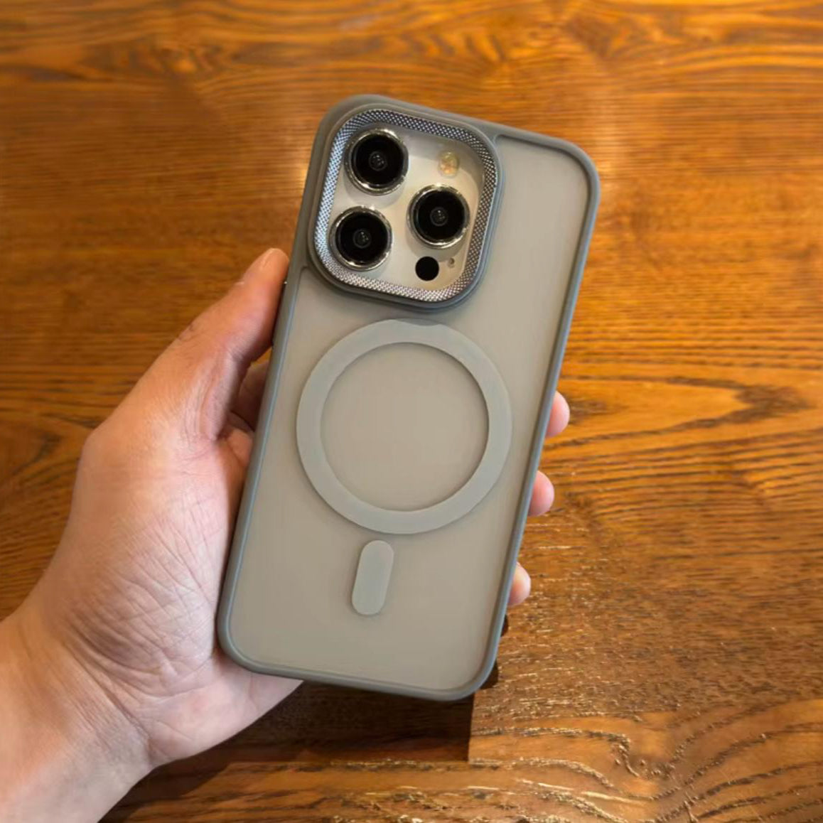 Matte Shockproof Case with MagSafe Compatibility – Ultimate Protection for iPhone & Samsung