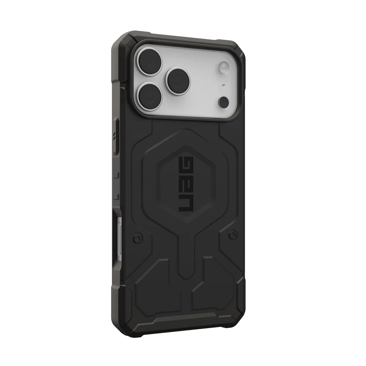 UAG Pathfinder MagSafe Case iPhone 17 – MagSafe Charger Alignment