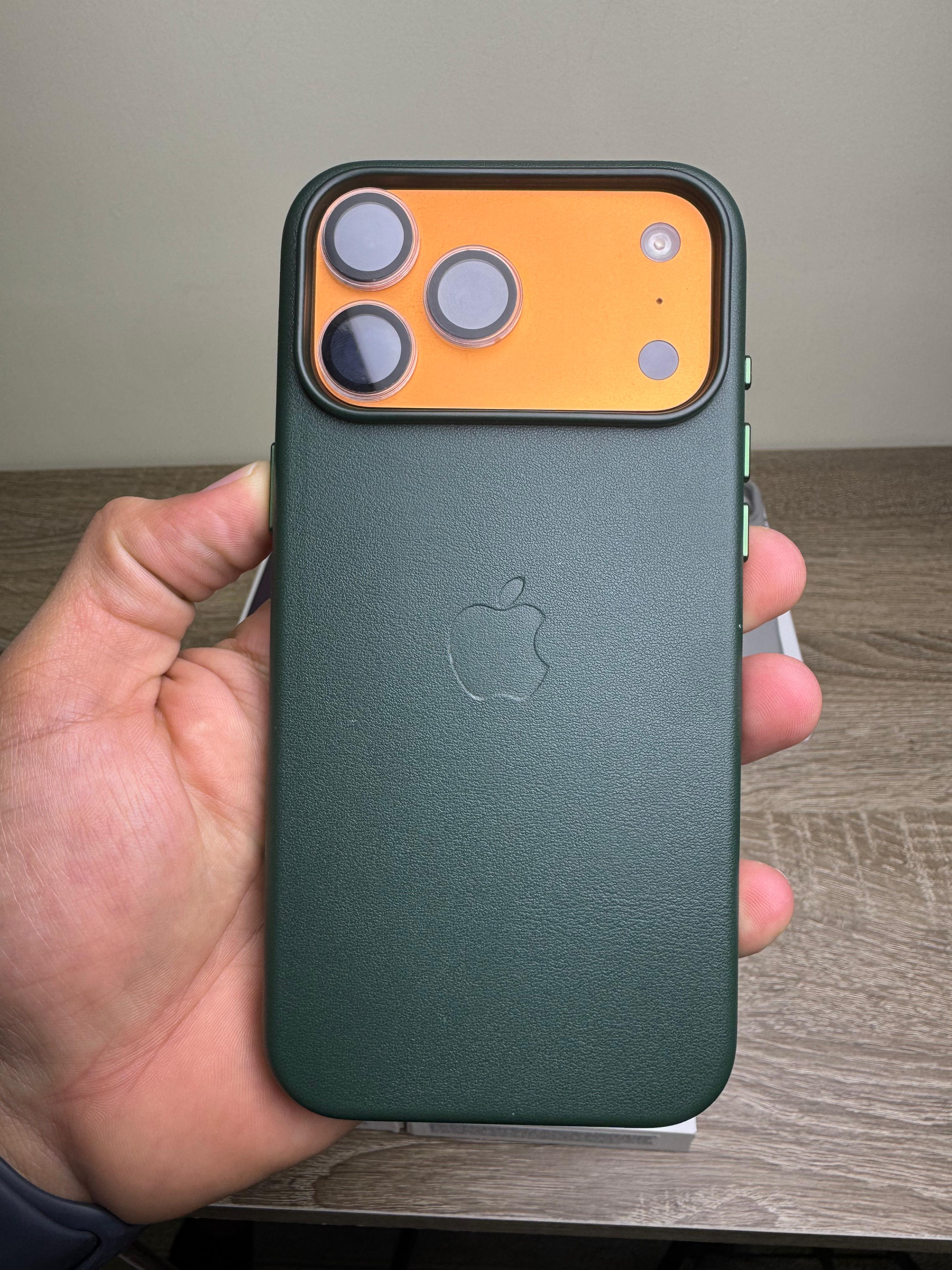 Leather MagSafe Case With Camera Button for iPhone 17 Pro Max