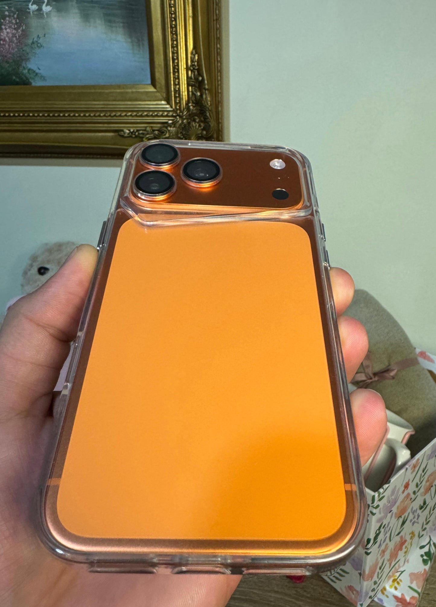 Gear4 Hard Rubber Clear Case – iPhone 17 Series