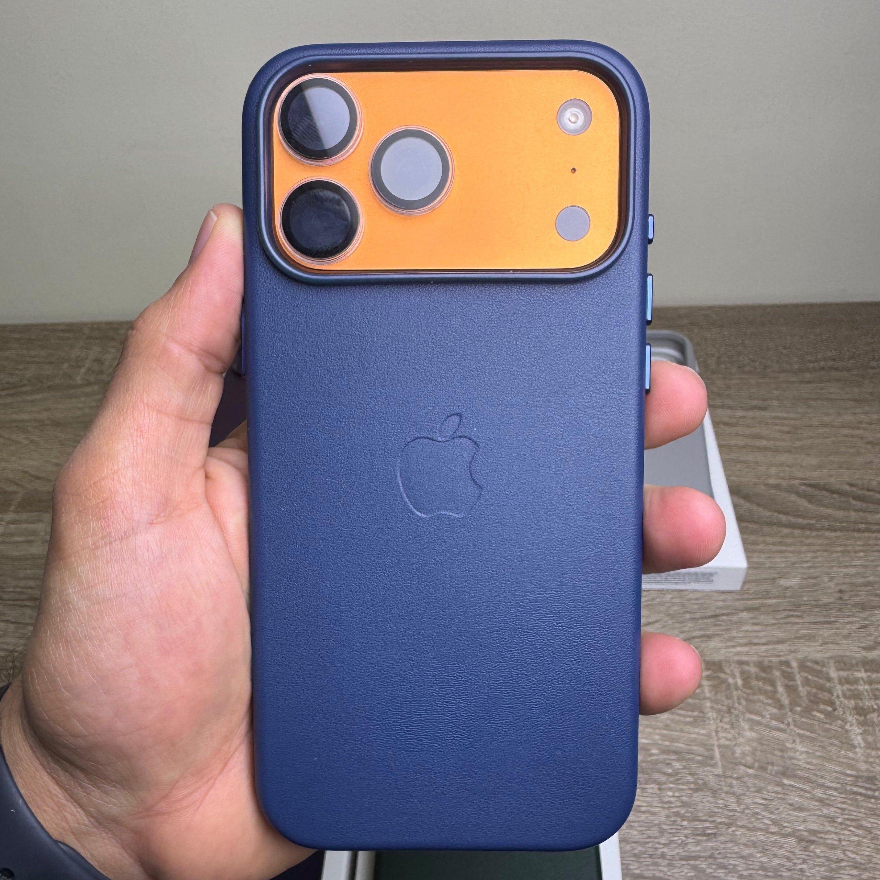 Leather MagSafe Case With Camera Button for iPhone 17 Pro Max