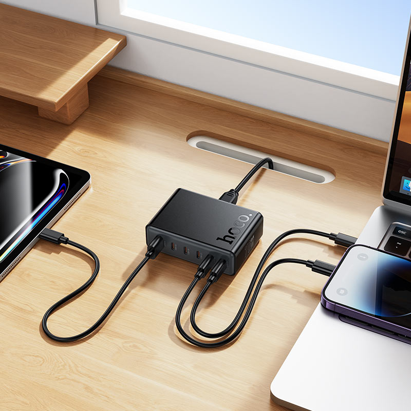 HOCO C152A Modern 70 W Charging Station – 5× USB-C + 1× USB-A Fast-Charge Hub (EU Plug)