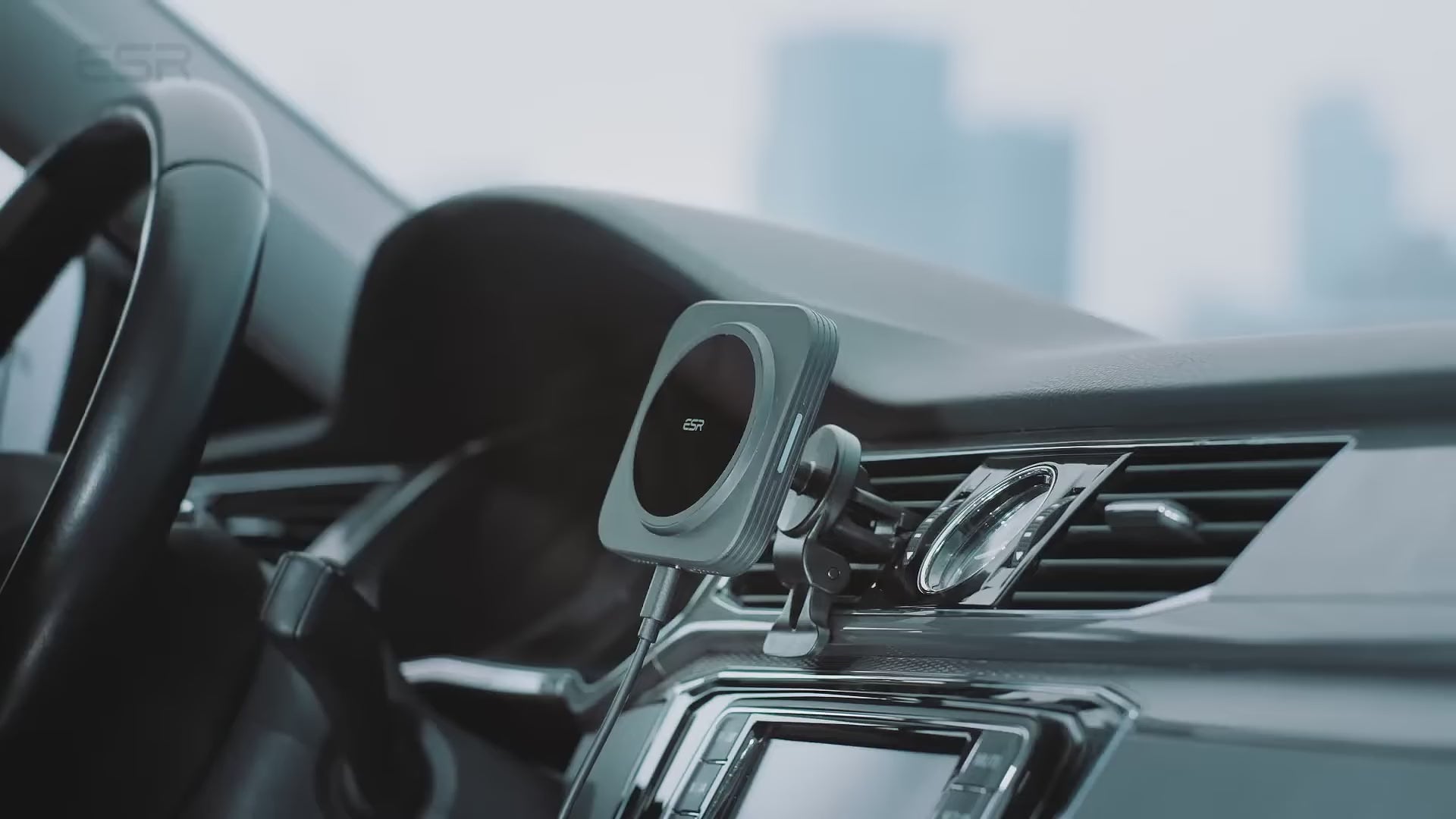 Load video: ESR Wireless Car Charger Holder (HaloLock) – Black