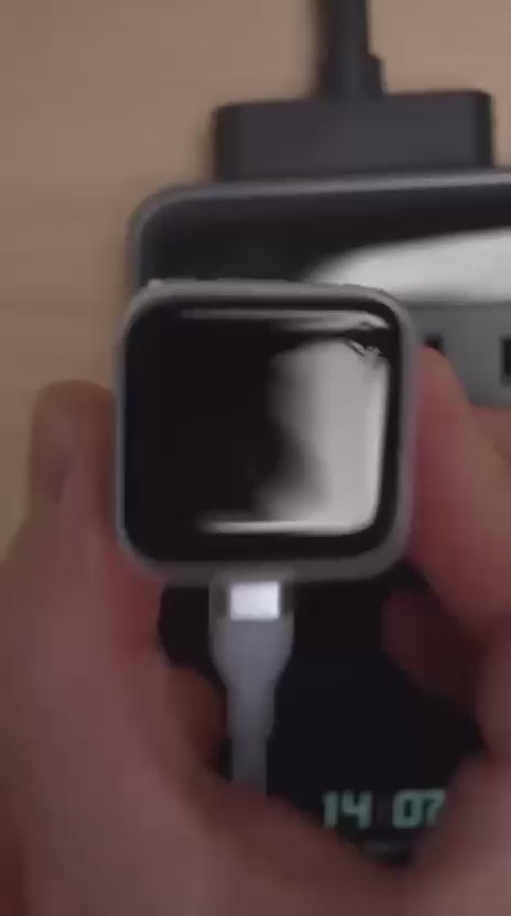 Anker Nano Charger 45W Smart Display 180° Foldable