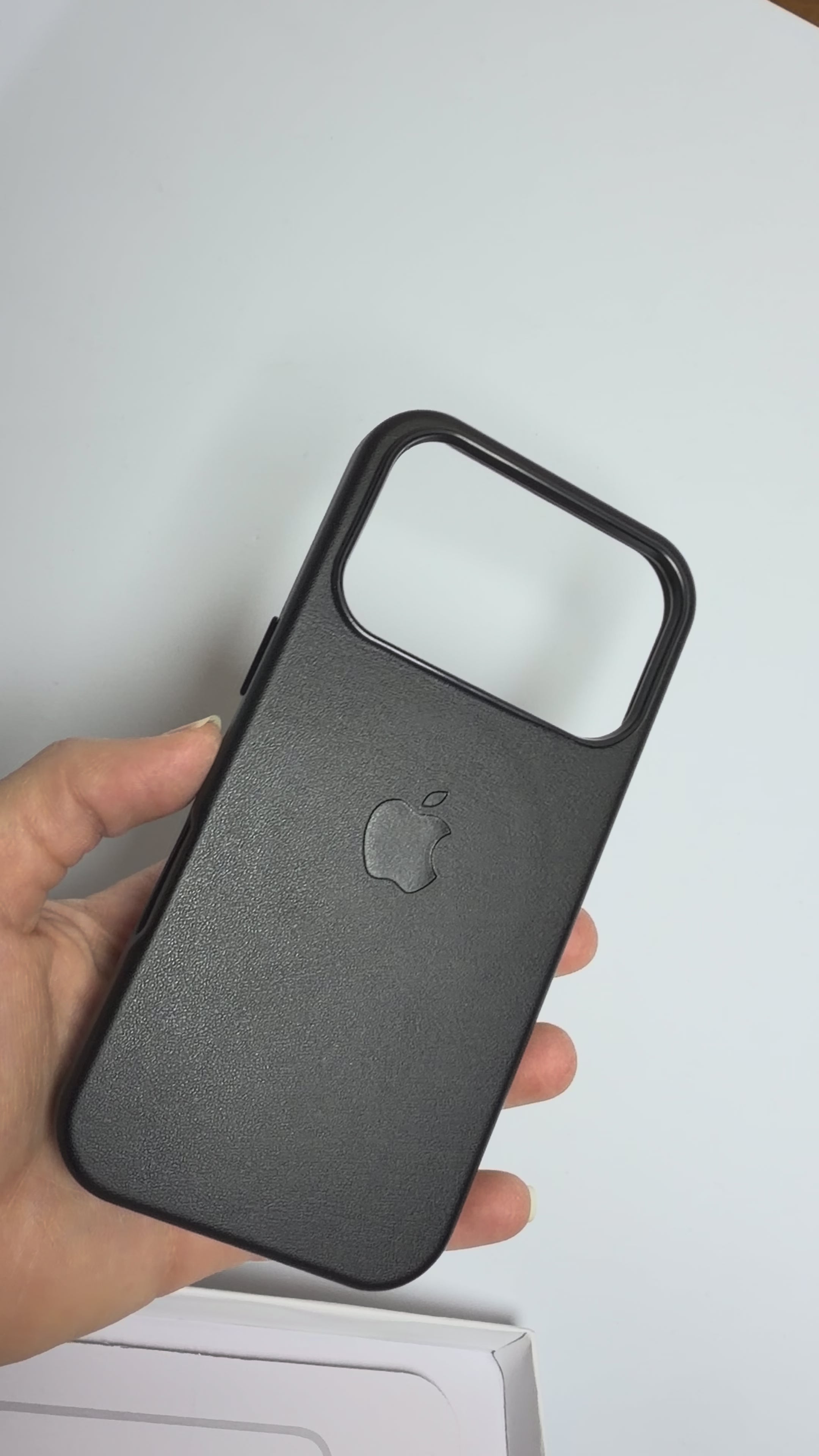 Leather MagSafe Case for iPhone 17 Pro & Pro Max