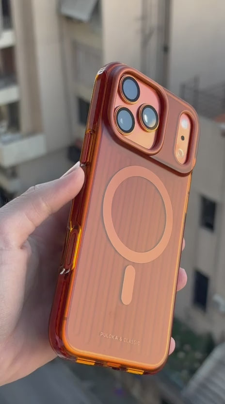 Load video: Puloke &amp; Classic Rimowa Bumper Case